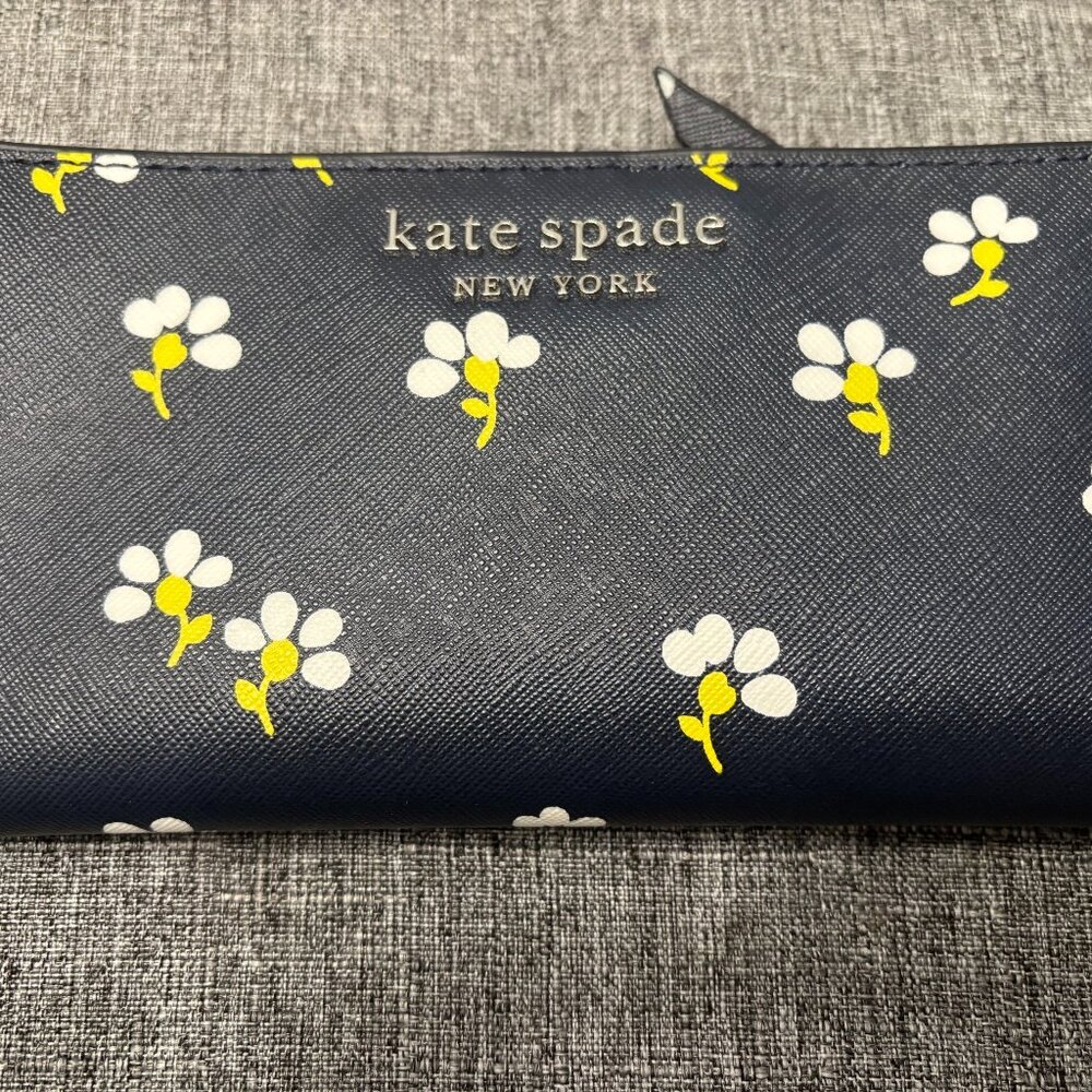 NEW Kate Spade Wallet